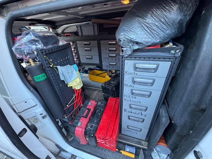 Iveco Eurocargo 12t — velký tlakově-čistící vůz