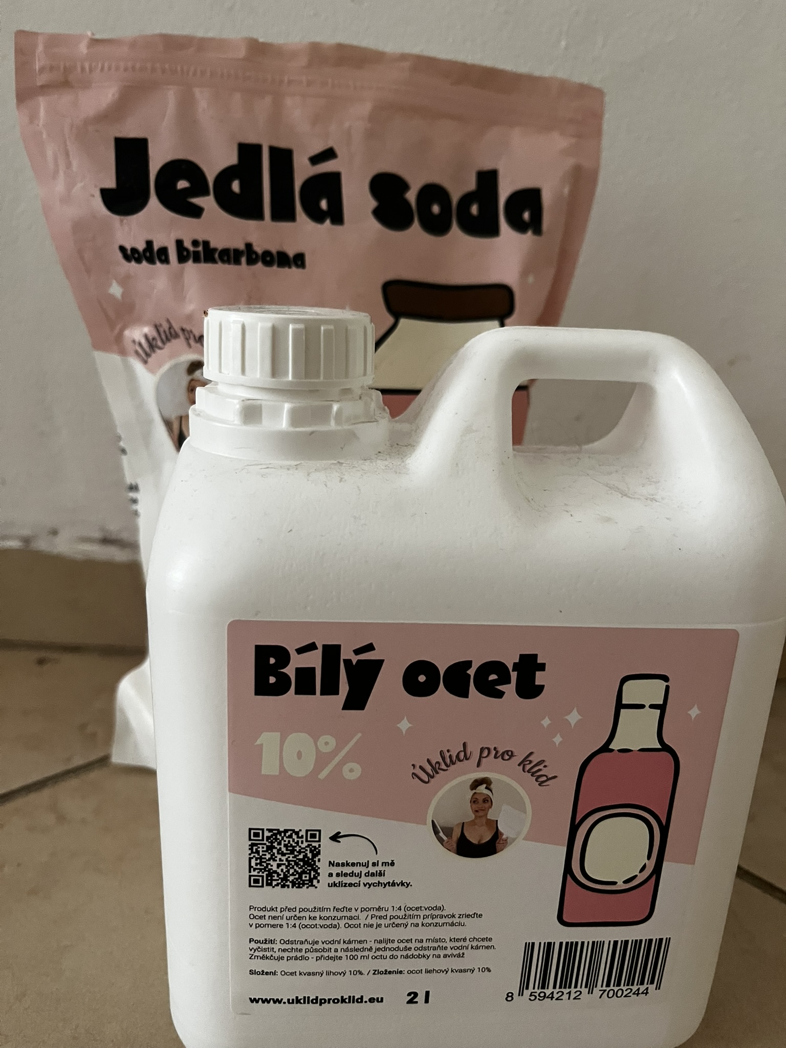 ocet a jedlá soda